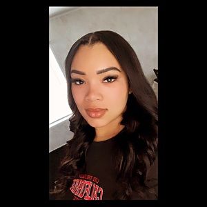 Meet your Posher, Deishaney